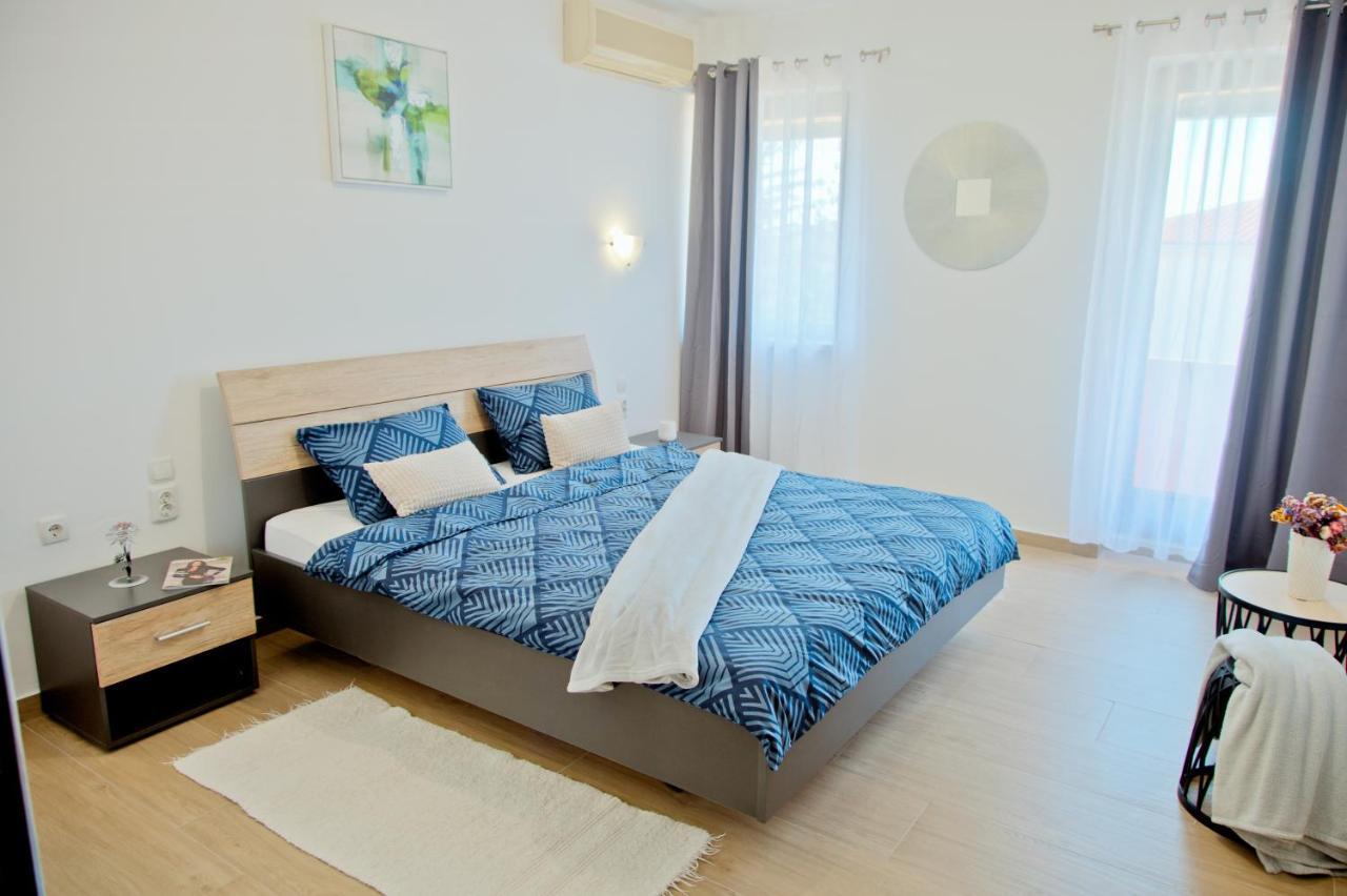 Apartment Karolina - Green Oasis Pula Exterior photo