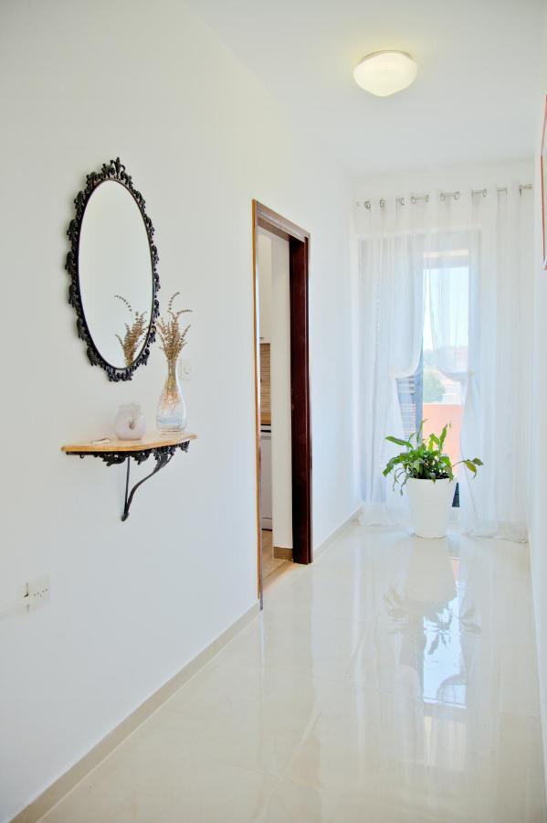 Apartment Karolina - Green Oasis Pula Exterior photo