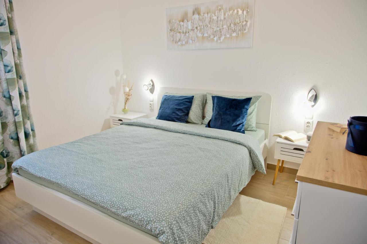 Apartment Karolina - Green Oasis Pula Exterior photo