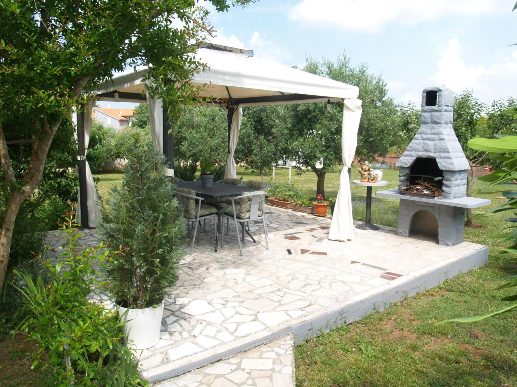 Apartment Karolina - Green Oasis Pula Exterior photo